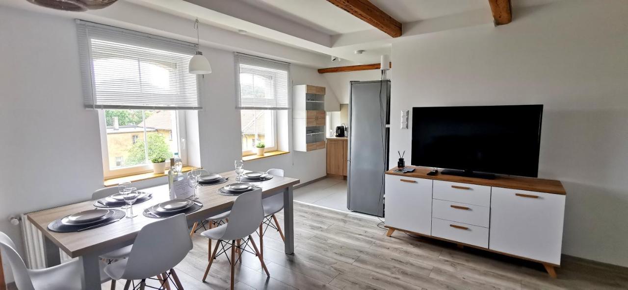 Klimatyczny Apartament Nr 8 Z Widokiem Na Gory Sowie Белява Экстерьер фото